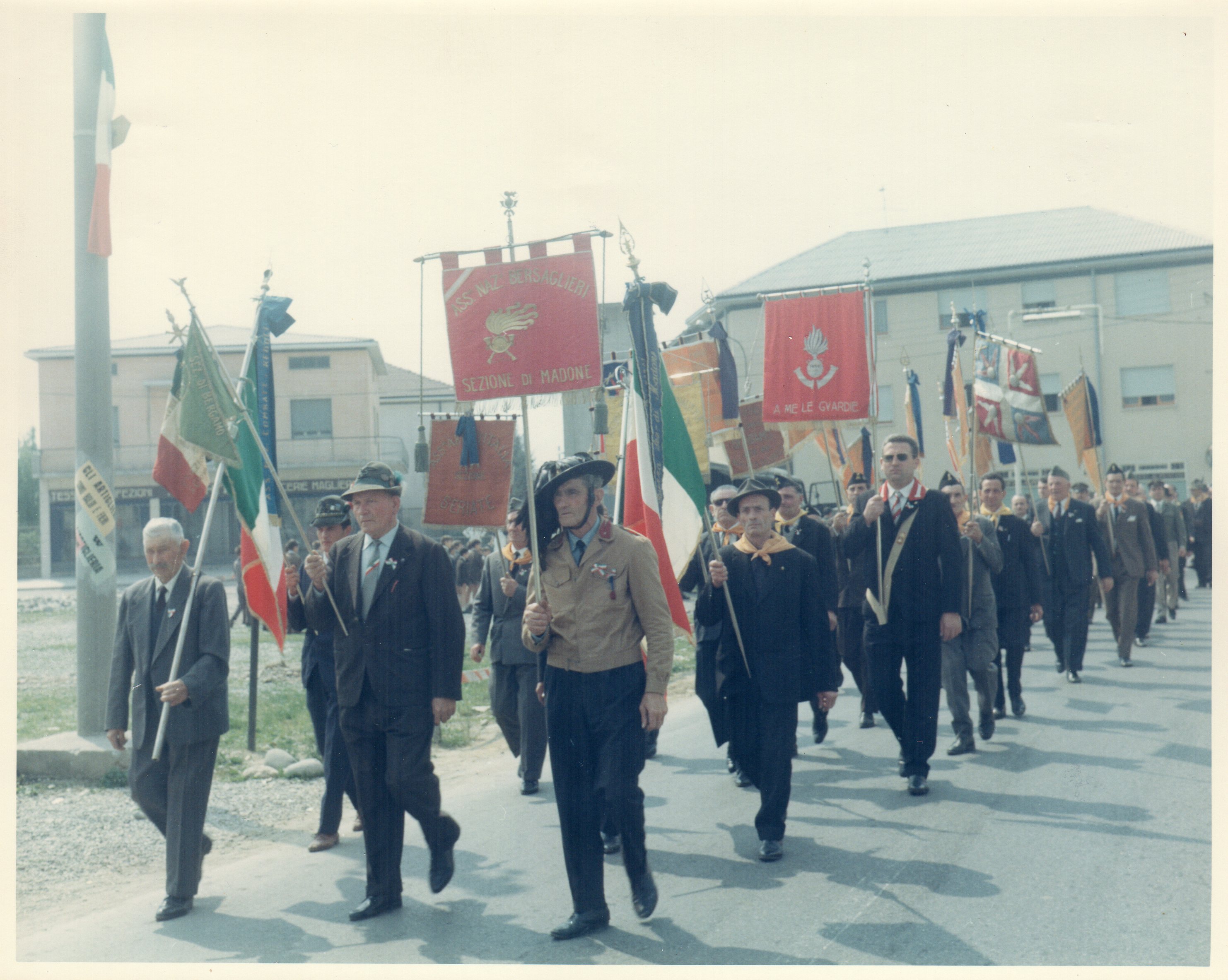 Manifestazione Artiglieri 21 aprile 1968